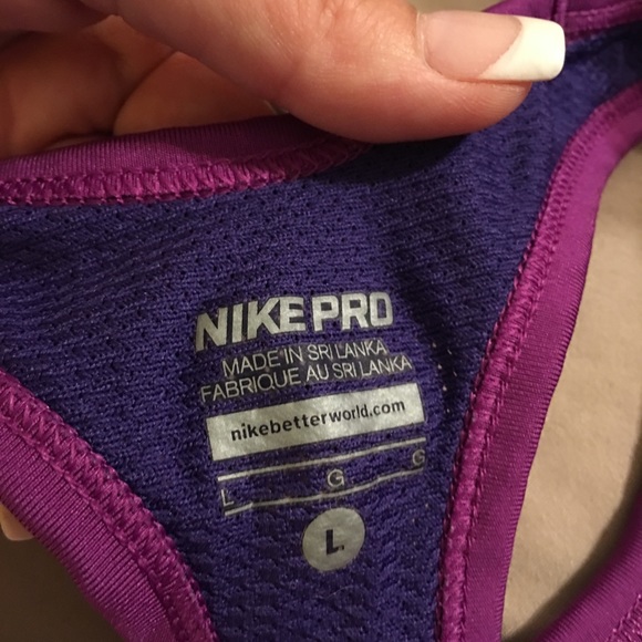 Nike Pro Dri-Fit sports bra - Picture 2 of 3